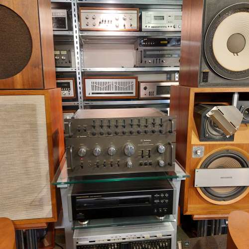 Technics SU-8600 Verstärker Spitzenmodell Japan 1975